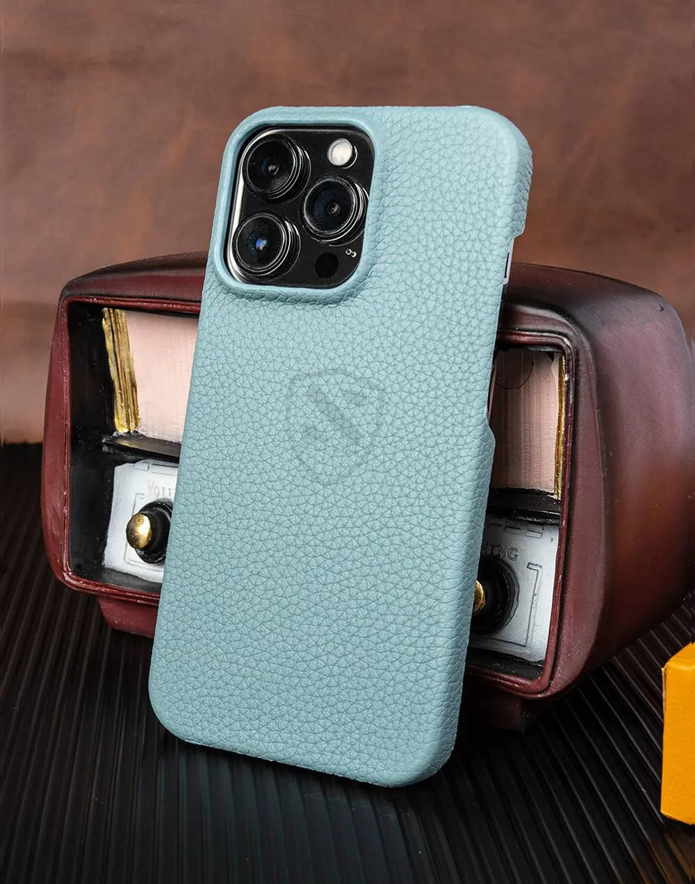 Capa SScuderia Eleganza – iPhone Série 16