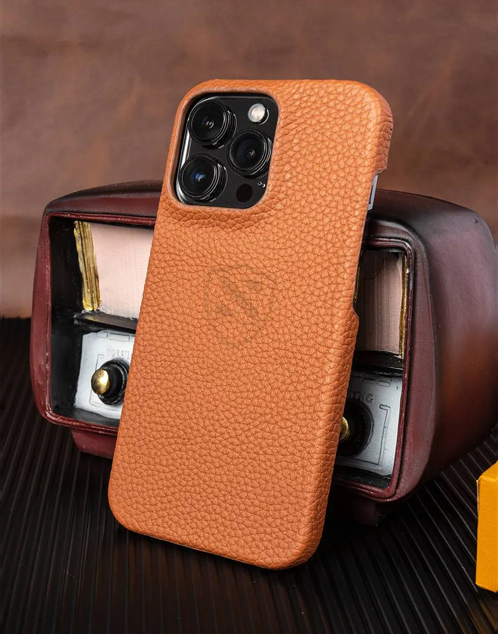 Capa SScuderia Eleganza – iPhone Série 16